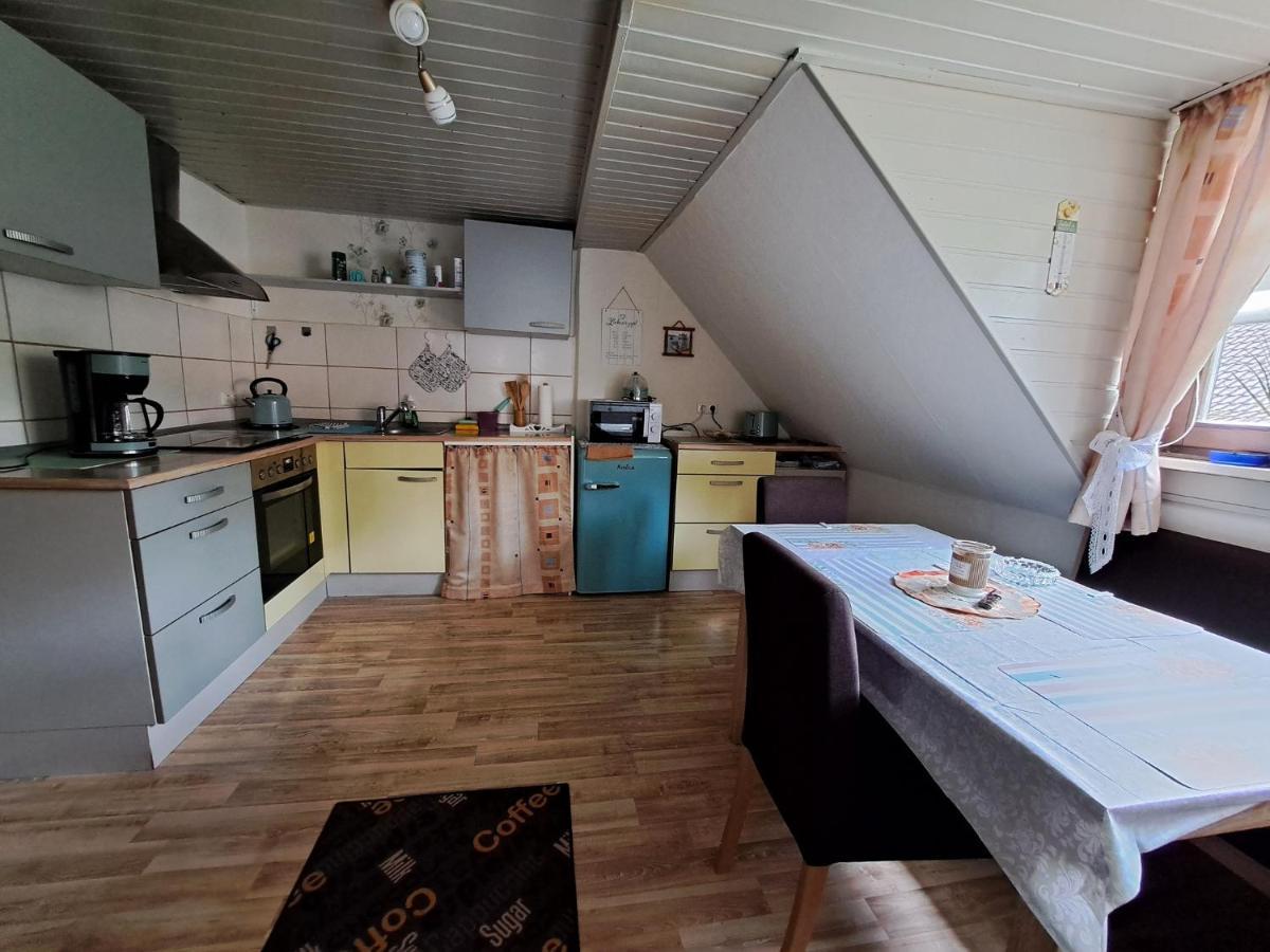 Ferienwohnung Sonja Mit Garten Und Freisitz Steinwiesen Exterior foto
